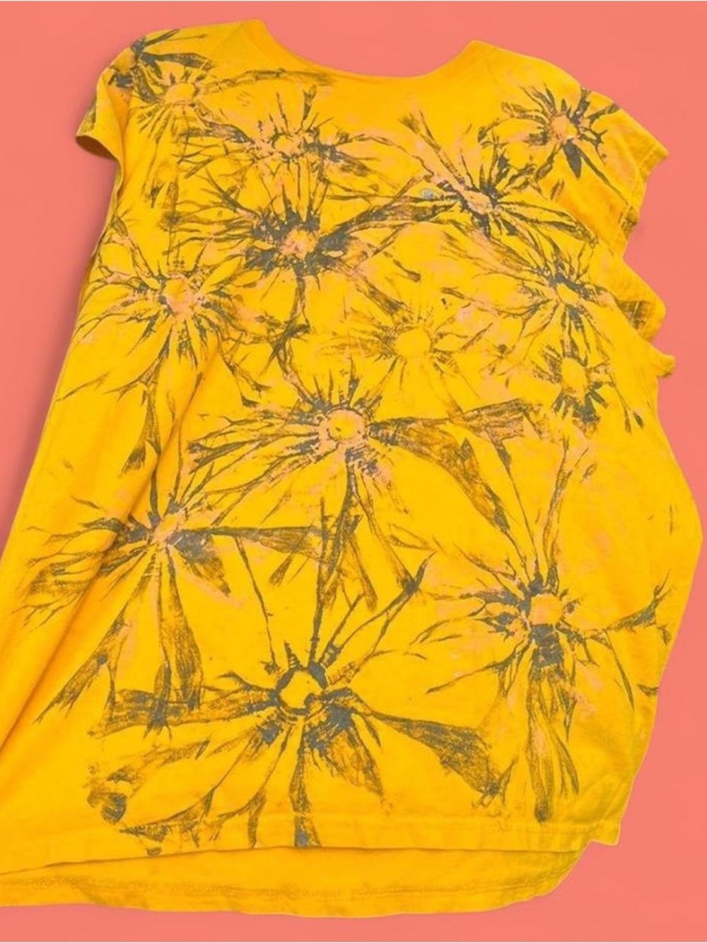 CHAMPION painted muscle tank